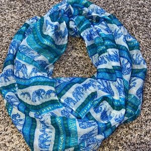Elephant Aztec Infinity Scarf 💙💚